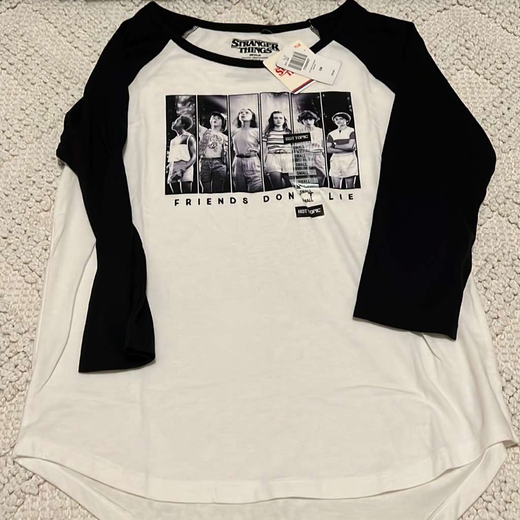 Stranger Thingsbaseball Tee